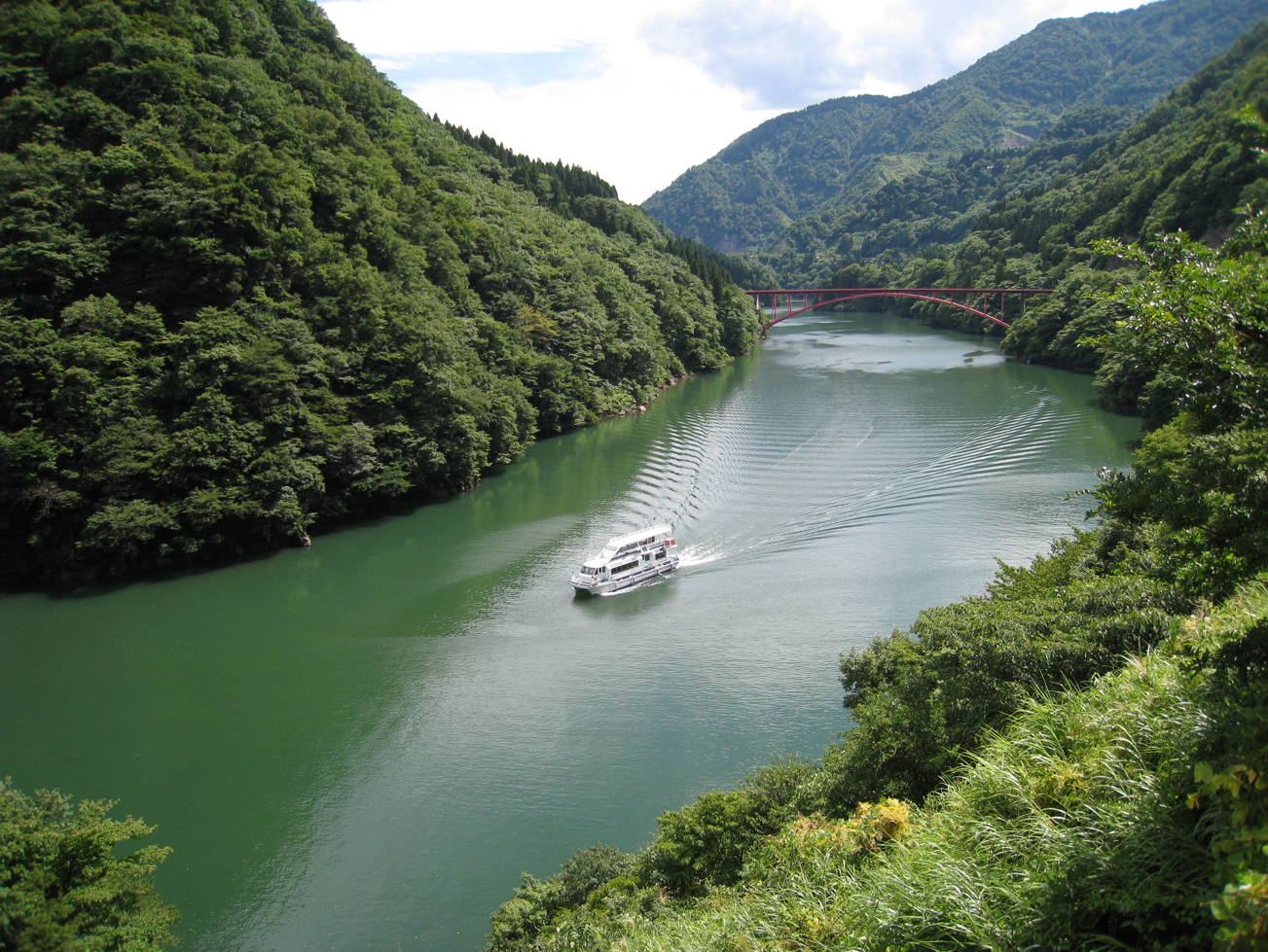 庄川温泉郷夏